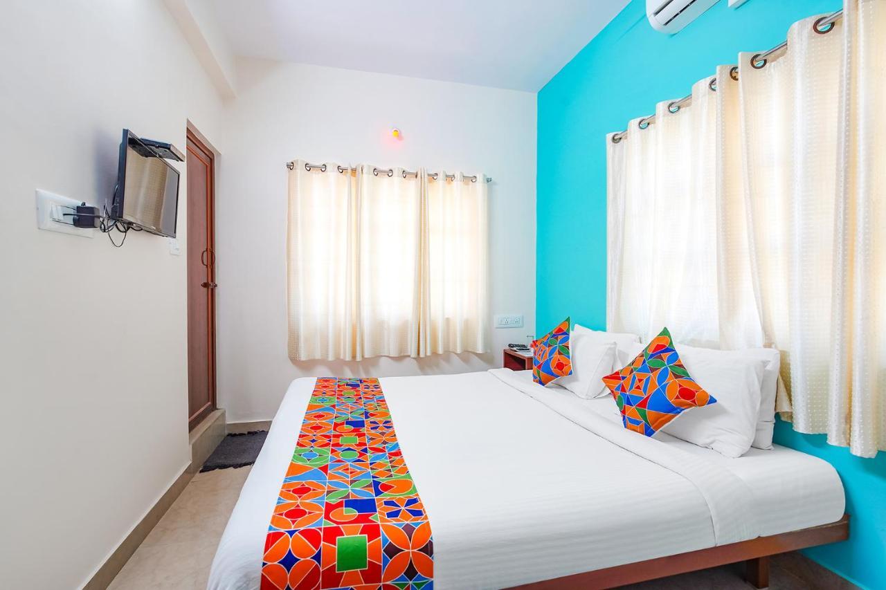 העיר בנגלור Fabexpress Manyu Inn - Nr Haralur Road מראה חיצוני תמונה